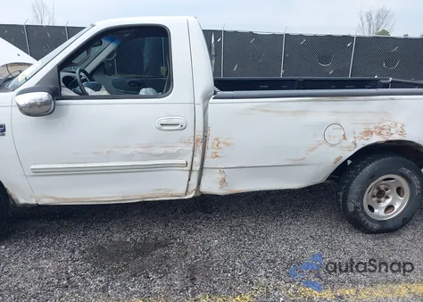 2001 Ford F-150 Xl/Xlt z USA, uszkodzony, nr VIN 1FTRF17L21NB60803